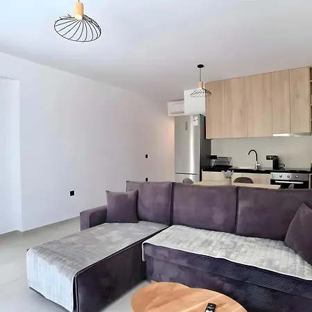 Sokol Stone House Vlikhón