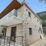 Pensiune Sokol Stone House 3*