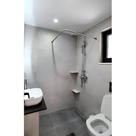 Sokol Stone House 招待所