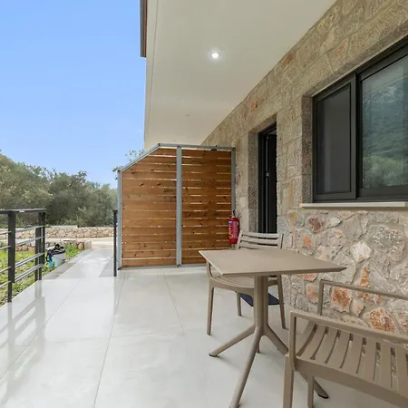 Sokol Stone House 3* Vlikhón