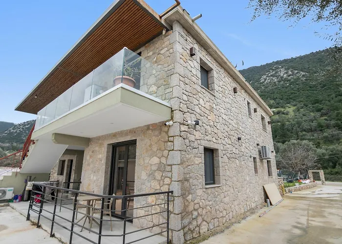 Pensjonat Sokol Stone House 3*